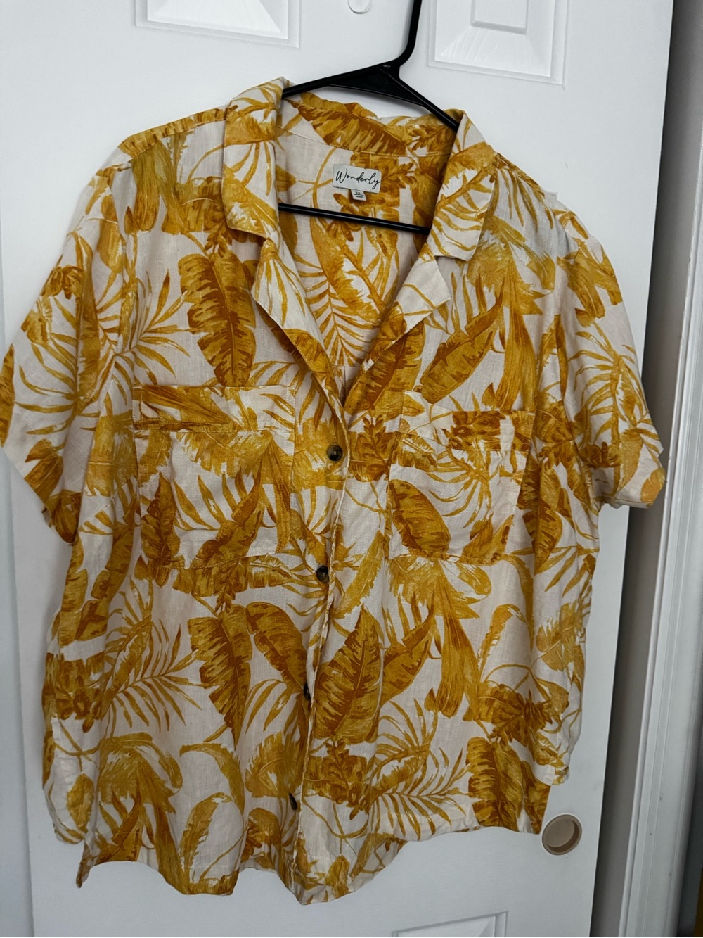 Fun, casual Wonderly White Shirt with Mustard Tropical Print